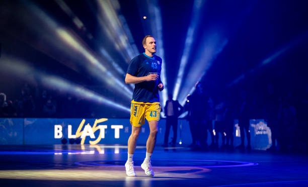 许多球星在 许多球星在