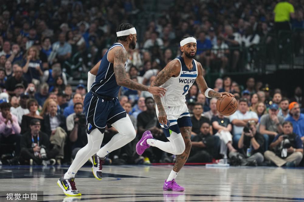 持高水准 持高水准