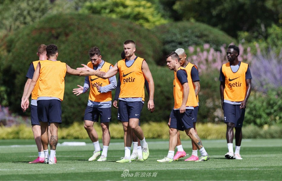 战局拖入加 战局拖入加